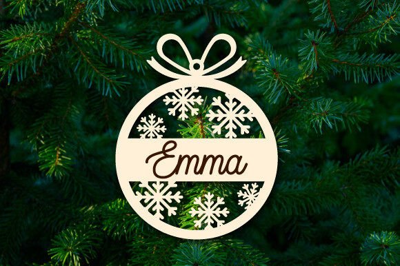 Personalised wooden Christmas bauble ornament with snowflakes and custom name – Craft Corner Shop